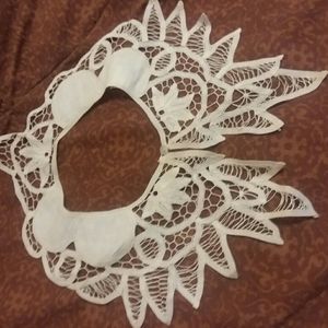 Vintage Lace removable collar